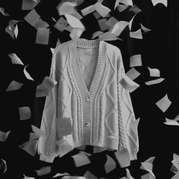 NWT Taylor Swift TTPD Gray Cardigan XL/2Xl - Picture 2 of 4